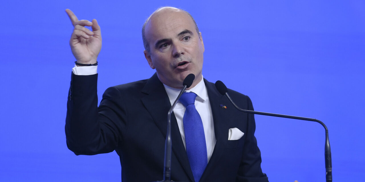 Rareș Bogdan cere consultări și informări lui Bolojan despre decizii