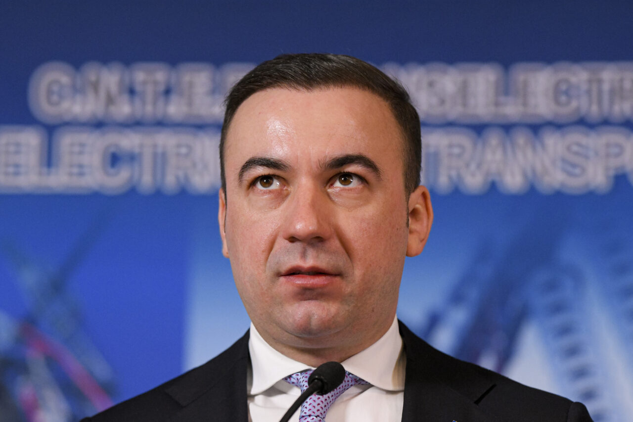 Ministrul Energiei va fi prezent la Ora Guvernului, afirmă Bogdan Ivan