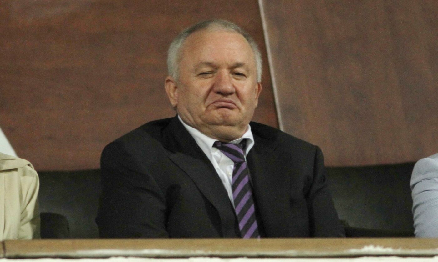 Adrian Porumboiu critică pe Mihai Stoica și menționează un paharnic flexibil