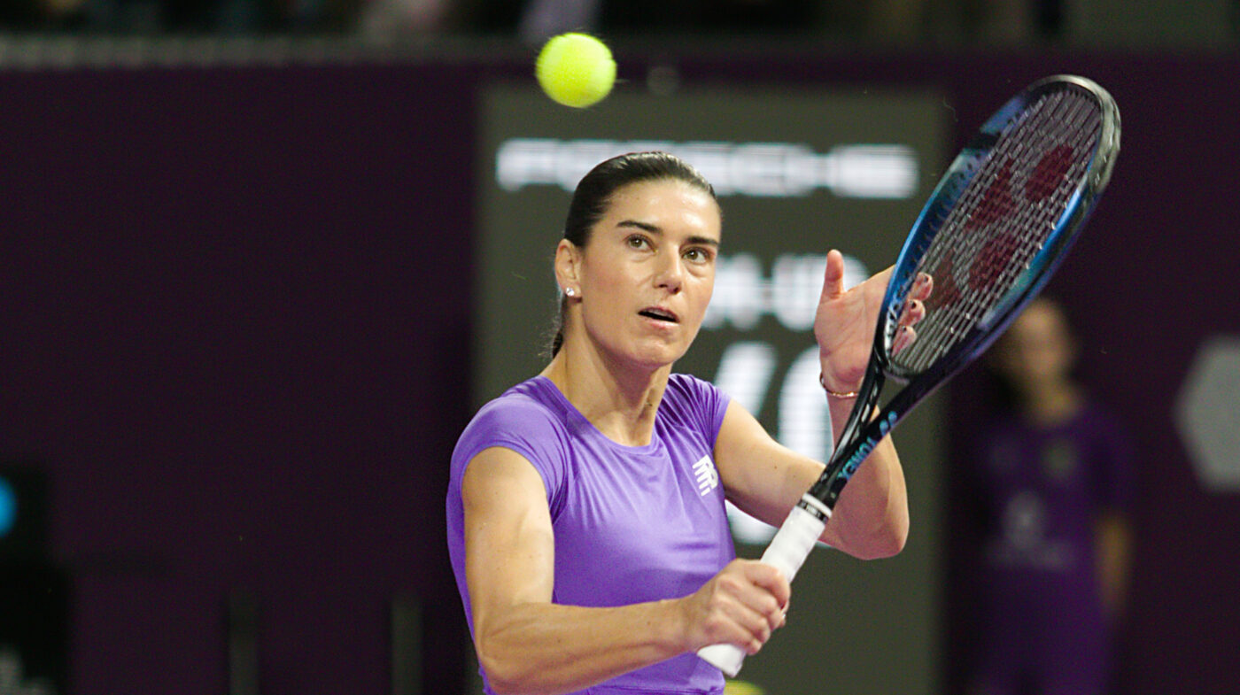 tenis-visul-de-la-dubai-s-a-terminat-pentru-sorana-cirstea!-a-pierdut-7-game-uri-la-rand-si,-ulterior,-meciul-din-optimi