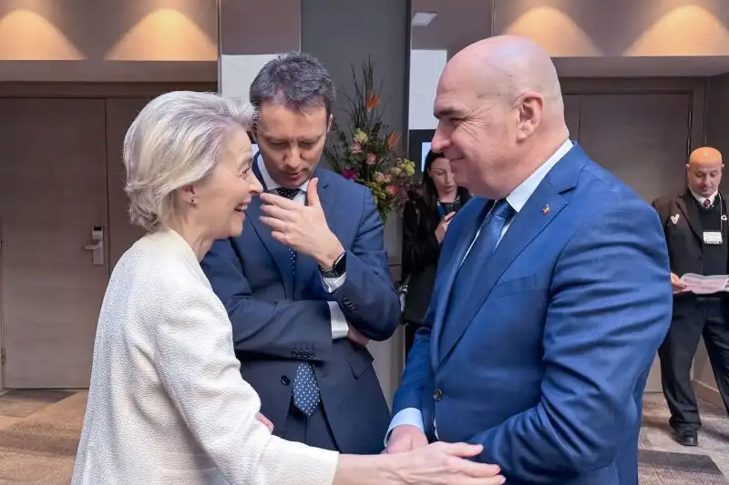 bolojan-se-intalneste-cu-ursula-von-der-leyen-ca-sa-discute-deblocarea-pnrr-ului.-agenda-premierului-la-bruxelles