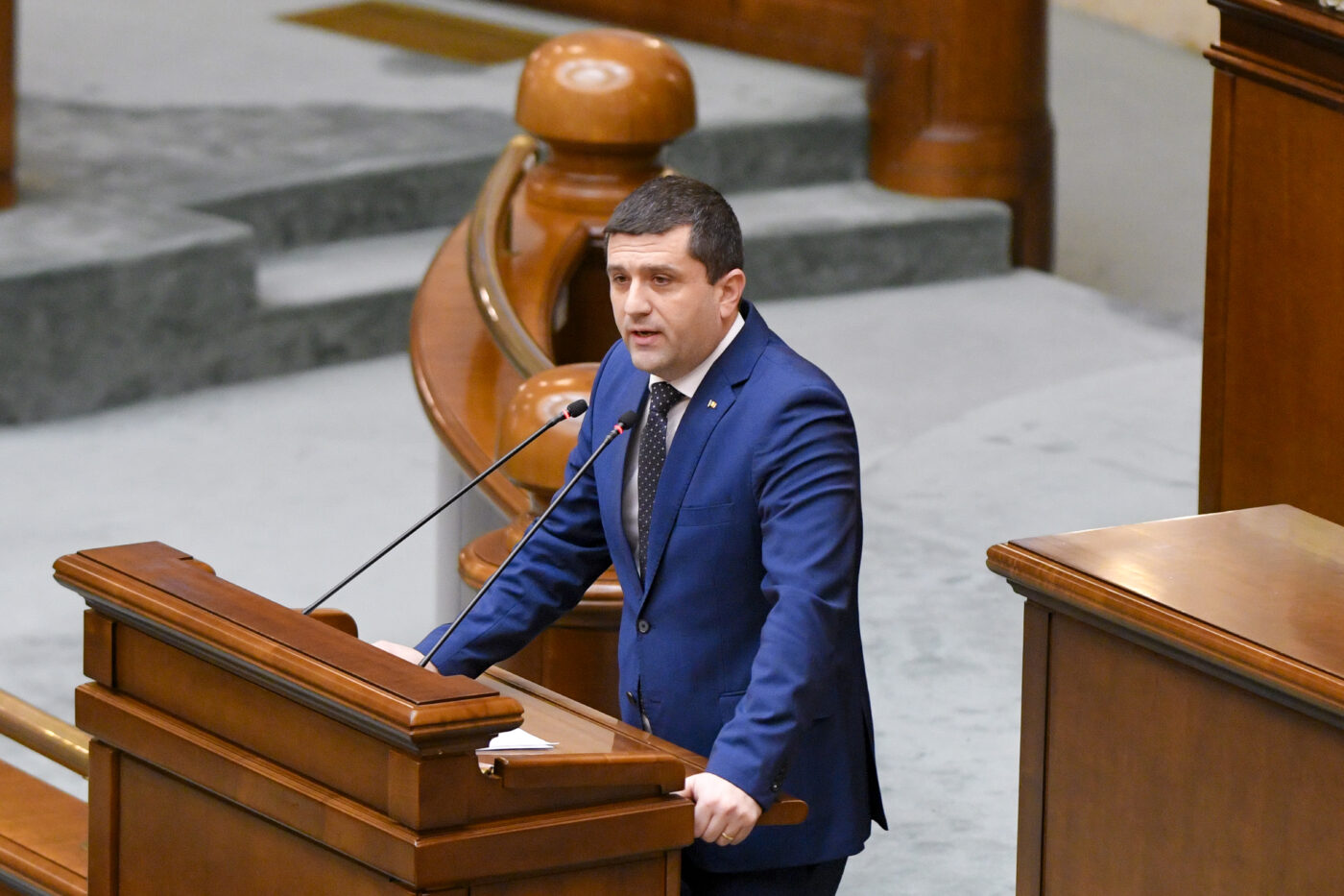 radu-miruta-taie-12000.000-de-euro-de-la-steaua-bucuresti!-ipoteza-care-baga-spaima-in-echipa-mapn