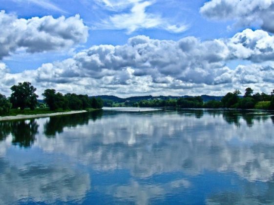 INHGA: Debitul Dunării la intrare va atinge 6.900 mc/s în următoarele zile