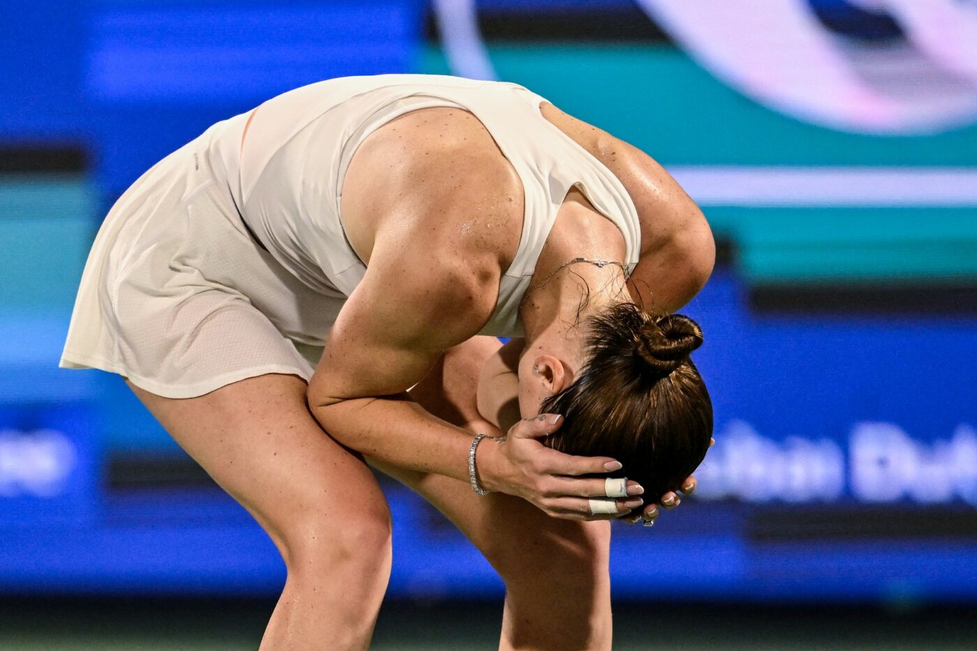 tenis-un-gest-cat-ucraina-de-mare.-cele-3-cuvinte-pe-care-jucatoarea-le-a-scris-pe-camera