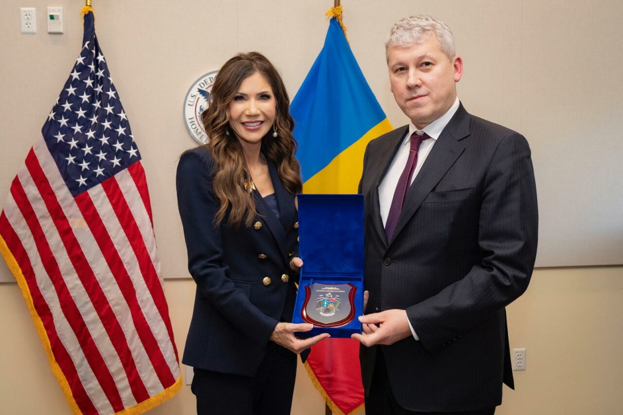 Ministrul Cătălin Predoiu a discutat cu oficialul SUA despre Visa Waiver