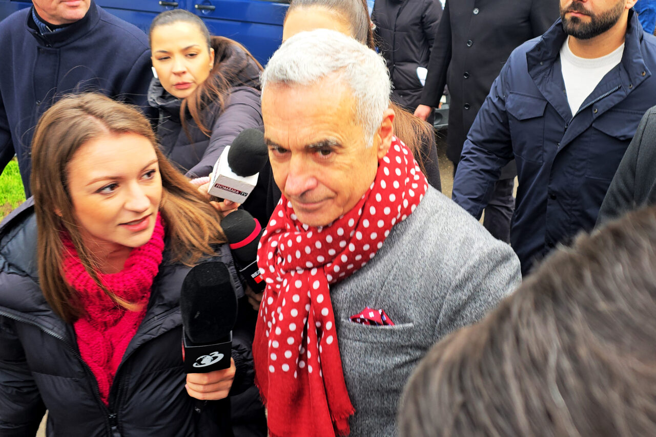 Călin Georgescu și alte 20 de persoane, în fața instanței în dosar privind ordinea constituțională