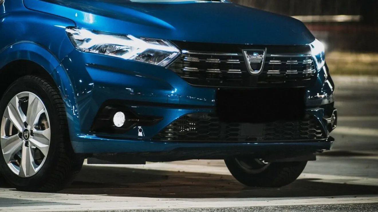 Spaniolii consideră un avion ca fiind similar cu un model Dacia