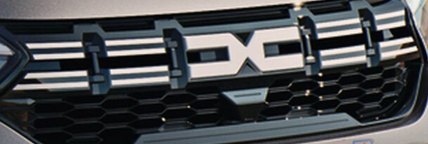 Renault va anunța pe 5 martie numele noului crossover Dacia