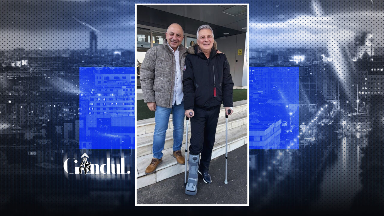 psd-istul-daniel-zamfir-a-postat-o-poza-in-carje,-la-iesirea-din-spital,-alaturi-de-medicul-catalin-cirstoiu.-ce-a-patit-senatorul