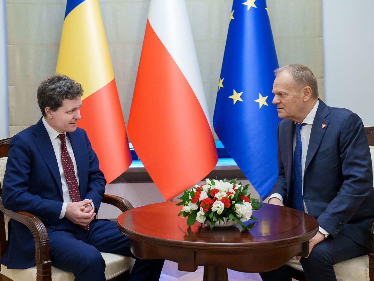 Nicușor Dan și Donald Tusk au convenit să intensifice cooperarea NATO