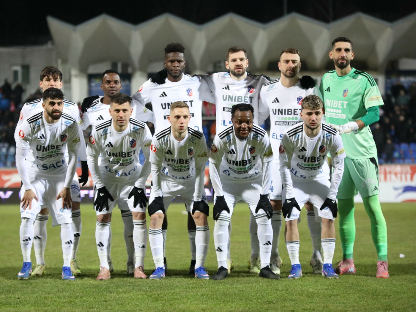 live-fc-botosani-petrolul-ploiesti-0-1,-live-text-online,-in-etapa-30-din-superliga.-gazdele-forteaza-egalarea,-dar-echipa-din-ploiesti-se-apara-exact