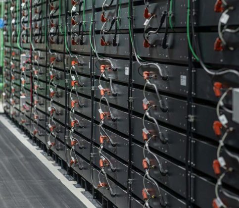 Se pregătește o baterie de 1.200 MWh în județul Arad, vestul României