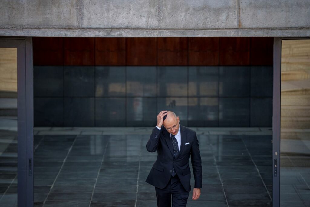 Aproximativ 300 de cetățeni români sunt pe listele de repatriere, anunță MAE