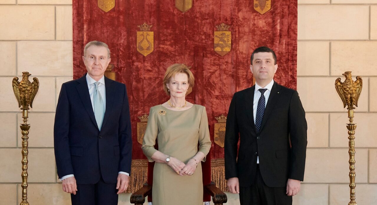 Radu Miruță discută cu Custodele Coroanei la Casa Regală