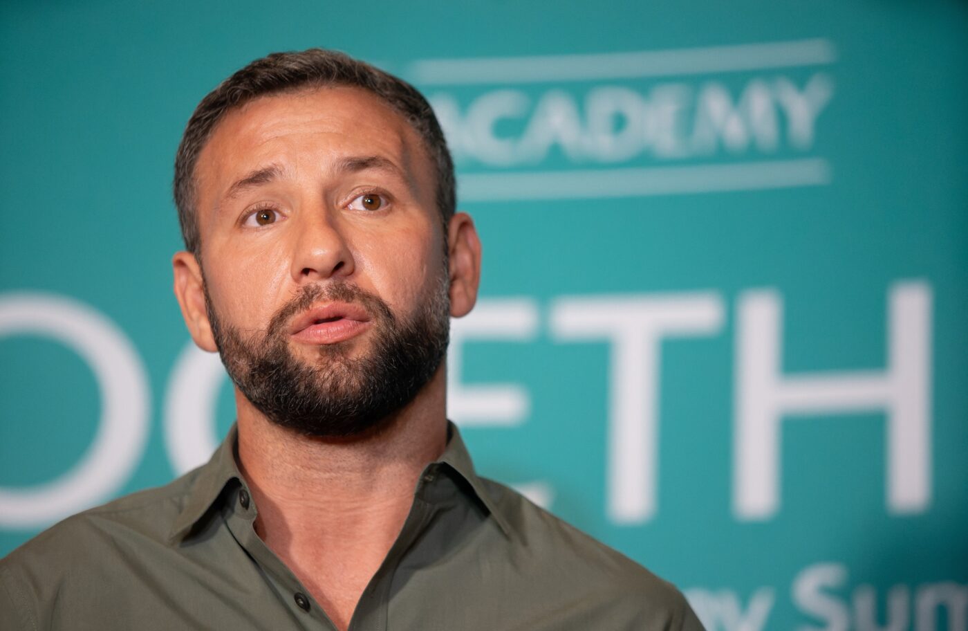 l-a-facut-praf-pe-razvan-rat:-e-ajutor-de-hot-acolo