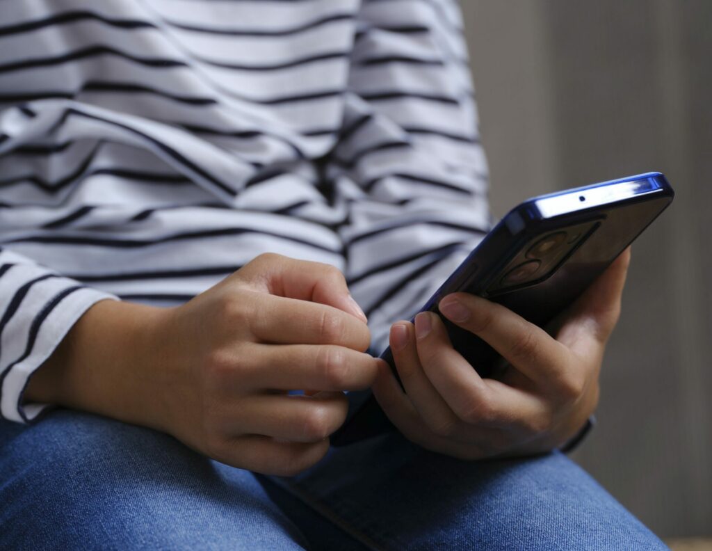 telefonul-furat-sa-poata-sa-fie-ucis-de-proprietarul-vatamat.-apple,-google-si-samsung-somate-sa-implementeze-masura