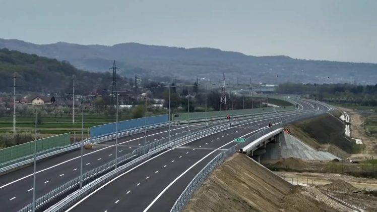 Guvernul aprobă un împrumut de 500 milioane euro pentru autostrada Sibiu-Pitești