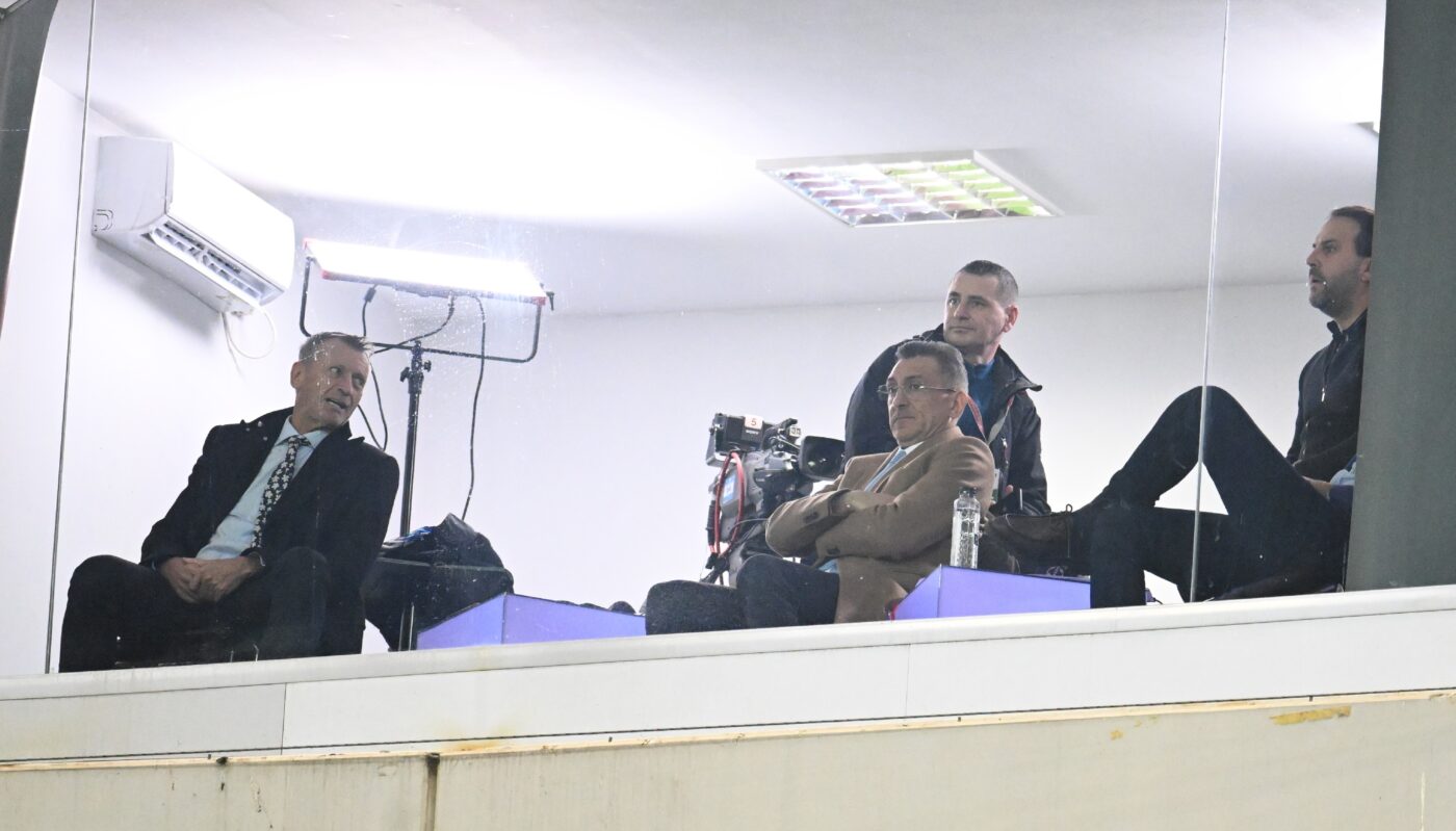 gica-craioveanu-a-intrat-in-direct-prin-telefon-si-a-facut-iures-dupa-universitatea-craiova-fc-arges:-cel-mai-modest-meci-al-sezonului!