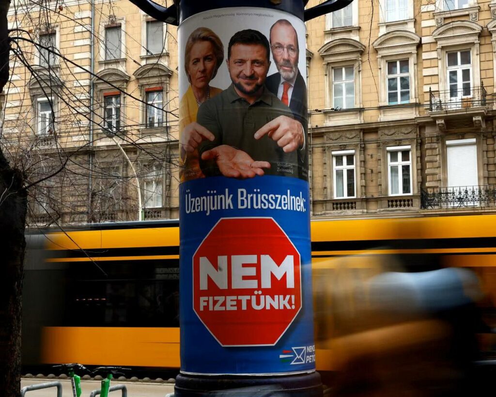 Viktor Orban acoperă străzile din Budapesta cu portrete ale lui Zelenski înainte de alegeri