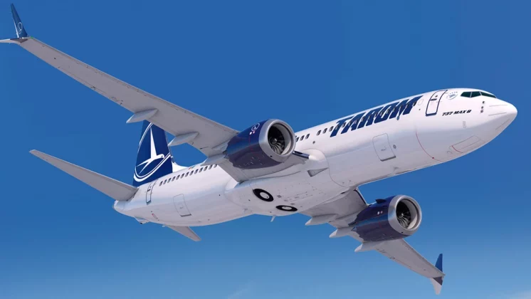 Tarom vinde avioanele Boeing 737-700 și va folosi avioane închiriate din vară