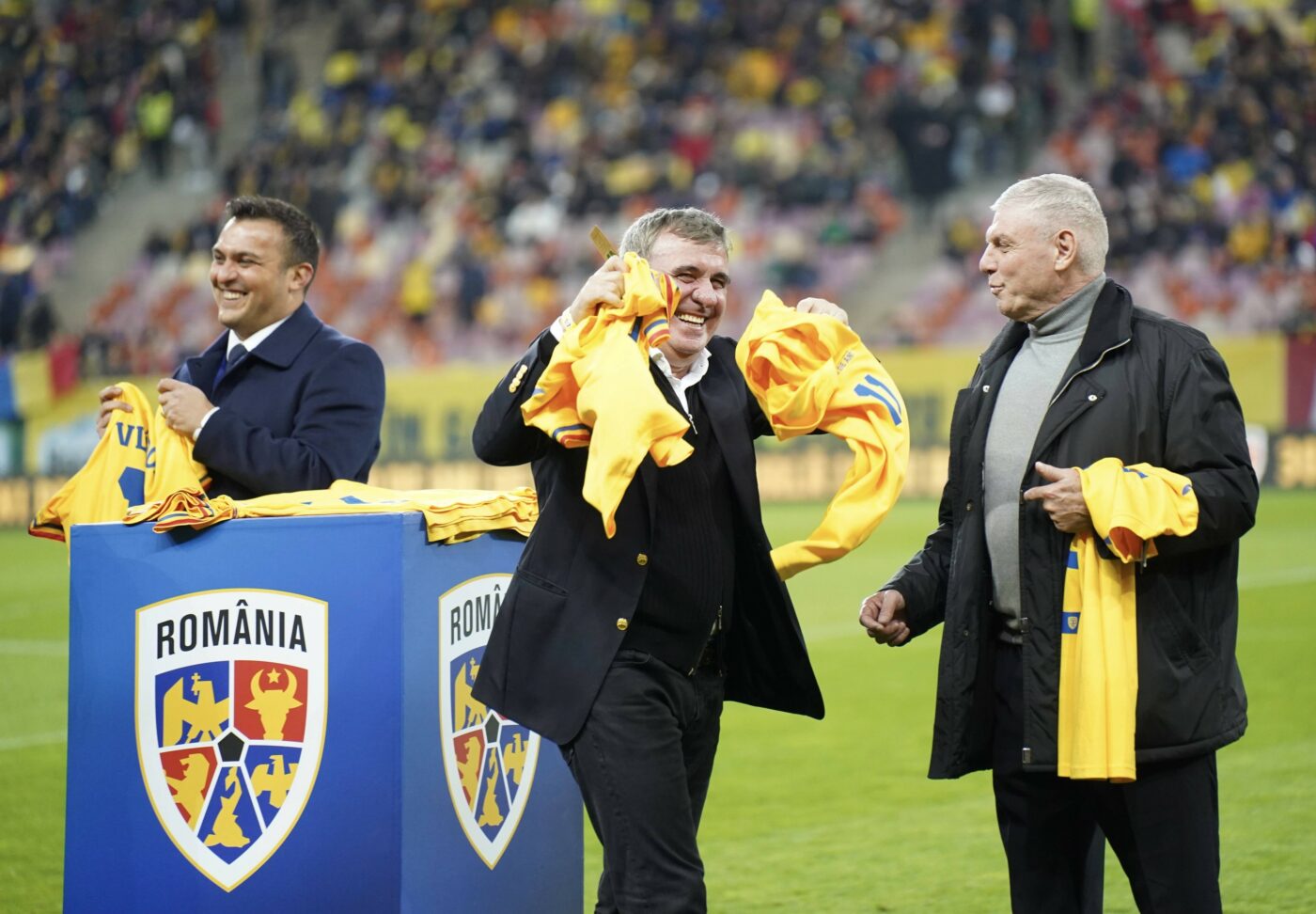 gica-hagi,-prima-reactie-dupa-ce-i-a-cedat-actiunile-de-la-farul-lui-gica-popescu:-a-venit-momentul-sa-ma-gandesc-si-la-mine!