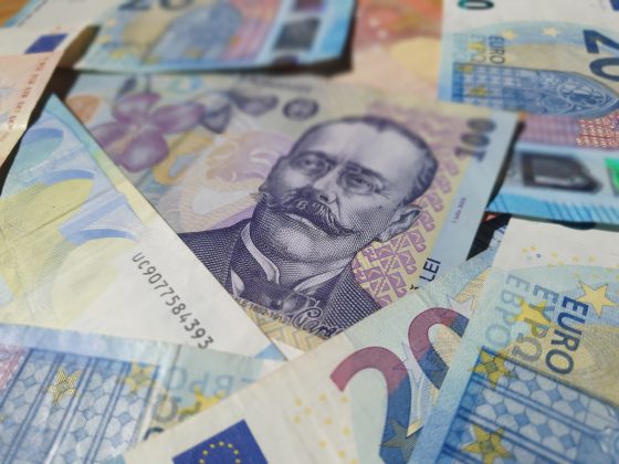 Statul refuză ofertele bancare și plătește cele mai mari dobânzi din Europa