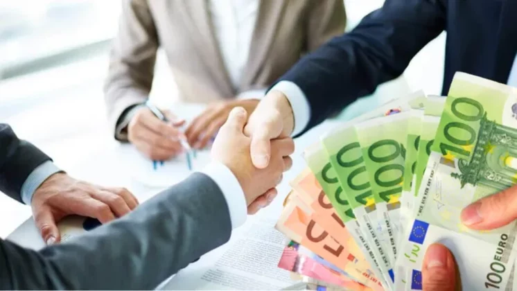 Asirom lansează un produs cu bonus de până la 30% pentru alocație învață bine