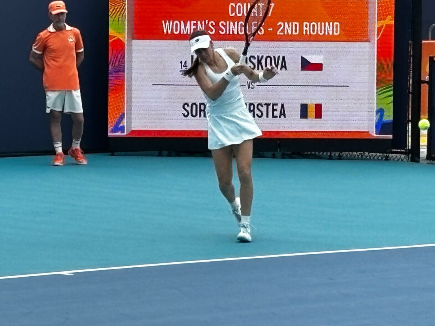 exclusiv-sorana-cirstea,-obstacol-neasteptat-la-miami:-imi-venea-miros-de-friptura-in-setul-decisiv