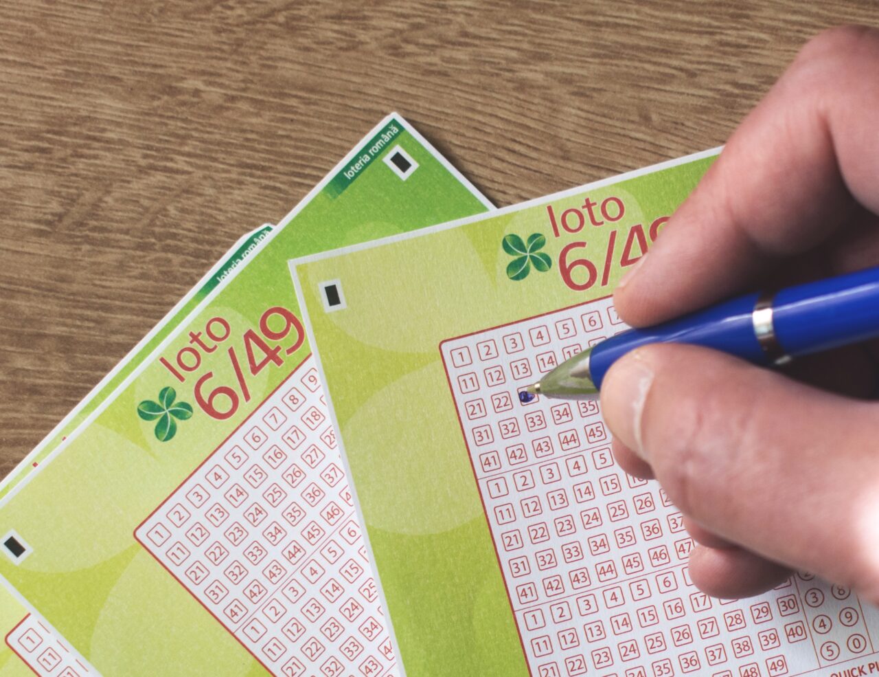 numerele-extrase-la-tragerea-loto-de-duminica,-22-martie-2026.-report-de-peste-1,72-milioane-de-euro,-la-loto-6/49-categoria-i