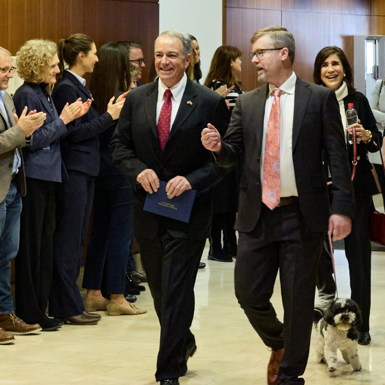 primul-mesaj-al-noului-ambasador-sua-catre-romani-este-o-confesiune-personala:-am-crescut-intr-un-orasel-din-zona-rurala-a-statului-new-york