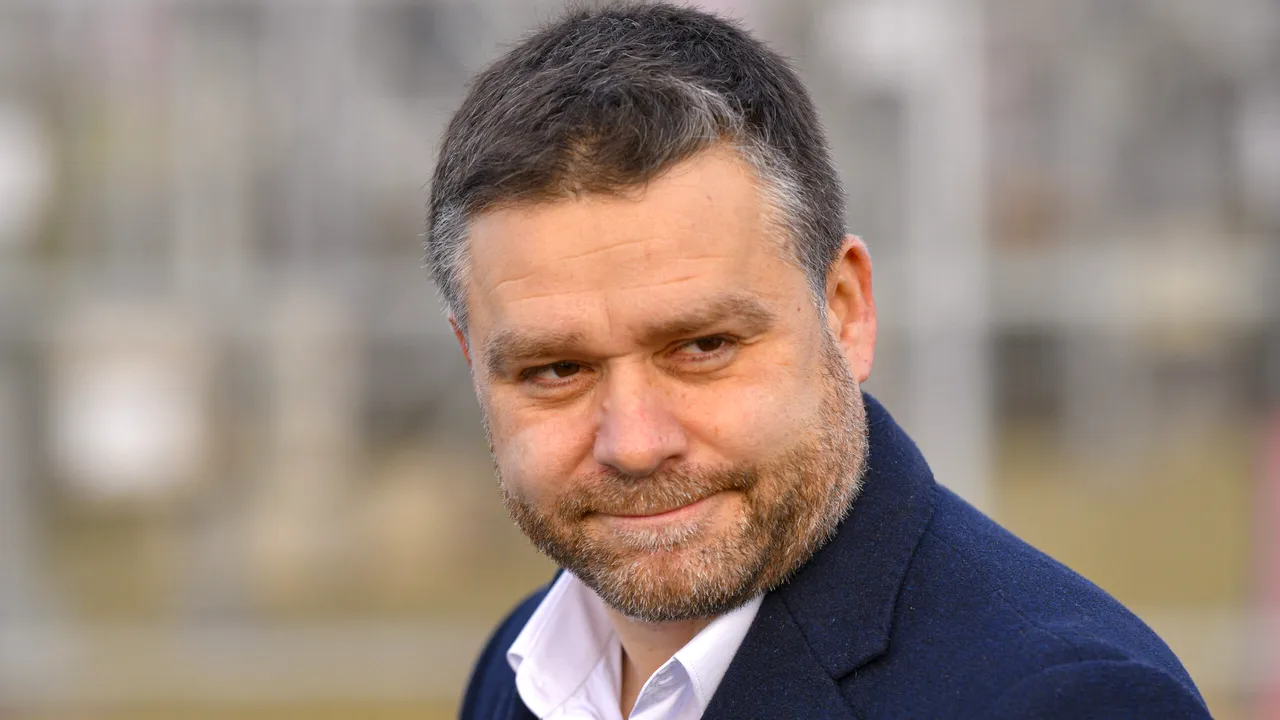 Ciprian Ciucu anunță fi desființate 722 de posturi la Primăria Capitalei