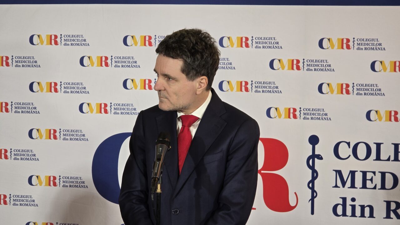 Nicușor Dan evită comentarii înainte de meciul Turcia-România