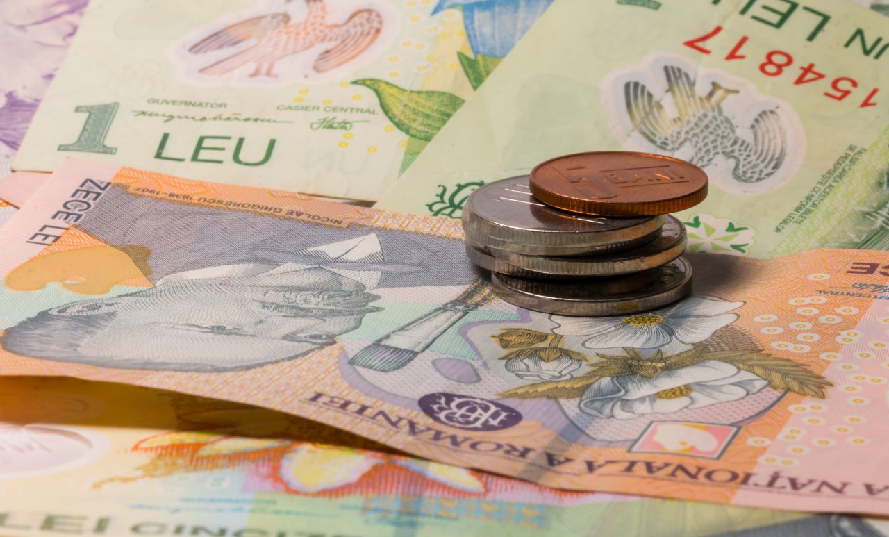 Necesarul de economii lunare pentru o vacanță vara aceasta