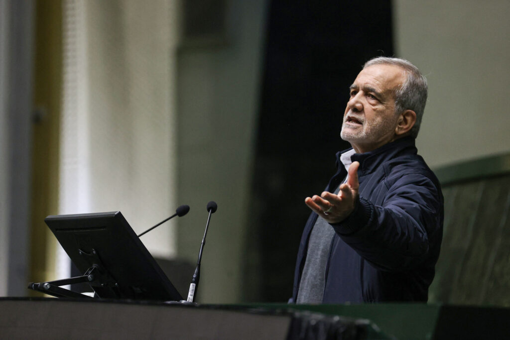 presedintele-iranului-a-transmis-o-scrisoare-poporului-american-in-care-face-apel-la-dialog