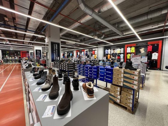 Un mare lanț de magazine dispare din România, cine-i înlocuiește