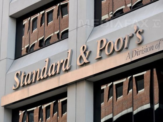 România află azi dacă păstrează ratingul de credit de către S&P