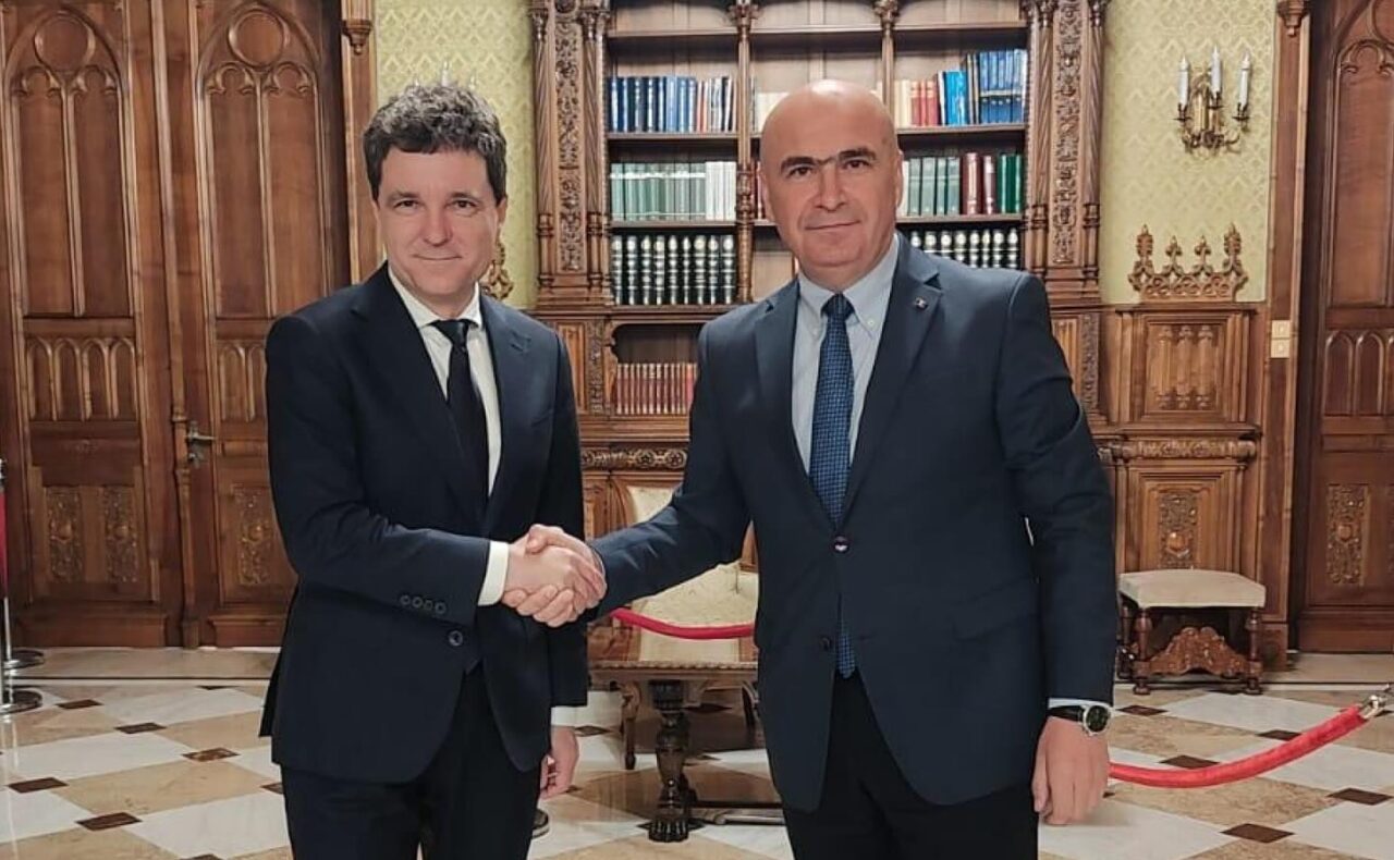 Nicușor Dan a convocat oficiali și companii petroliere la Cotroceni