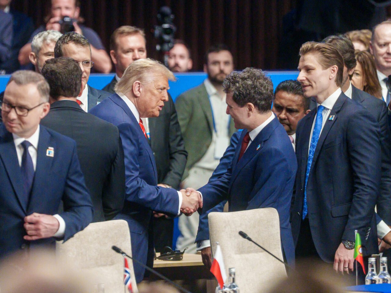 Trump refuză să-l susțină pe Nicușor Dan și trimite un înlocuitor la Summitul B9