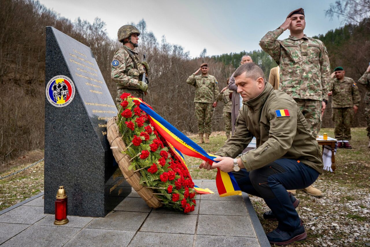 lari-brinzan,-fiul-primului-miltar-roman-cazut-la-datorie-dupa-1990,-si-a-comemorat-tatal-in-bosnia