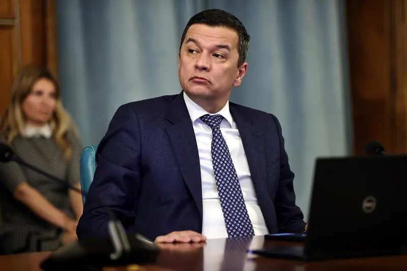 sorin-grindeanu-saluta-victoria-lui-peter-magyar:-astept-cu-nerabdare-sa-consolidam-proiectele-noastre-comune