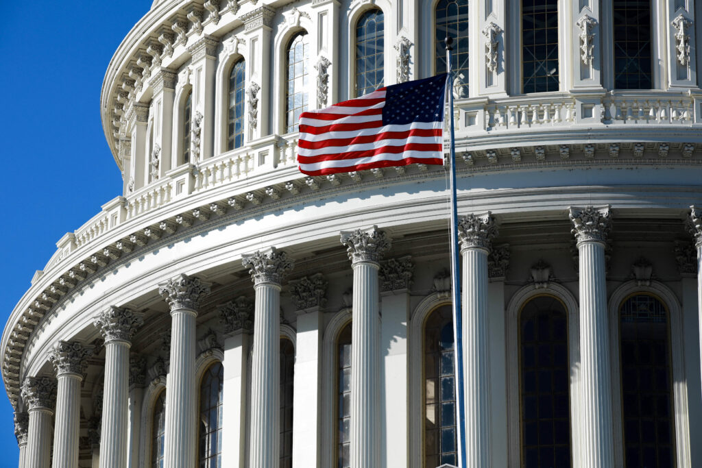 Doi congresmeni din SUA părăsesc Congresul după acuzații de abuz sexual