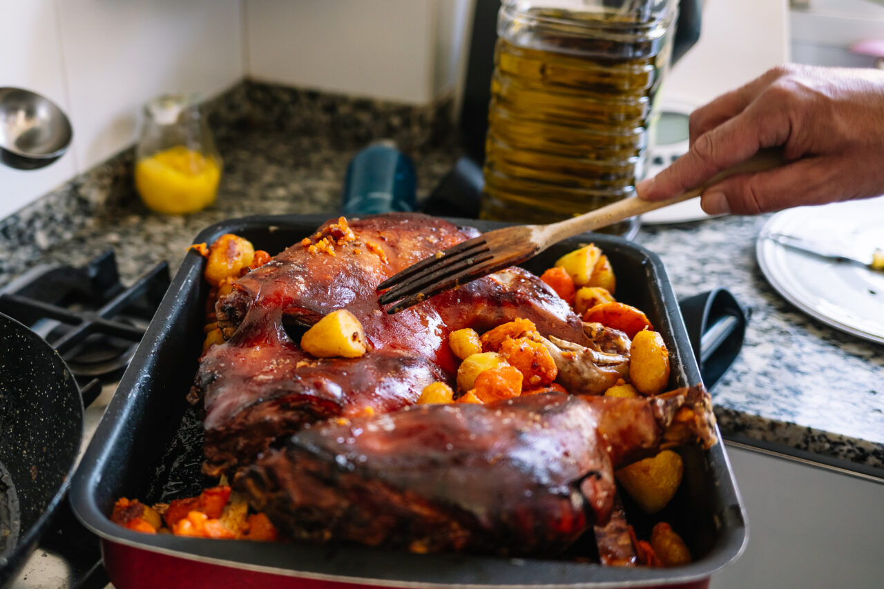 cum-pot-fi-tranformate-resturile-de-la-masa-de-paste-intr-un-nou-festin.-retete-din-bunatati-reciclate