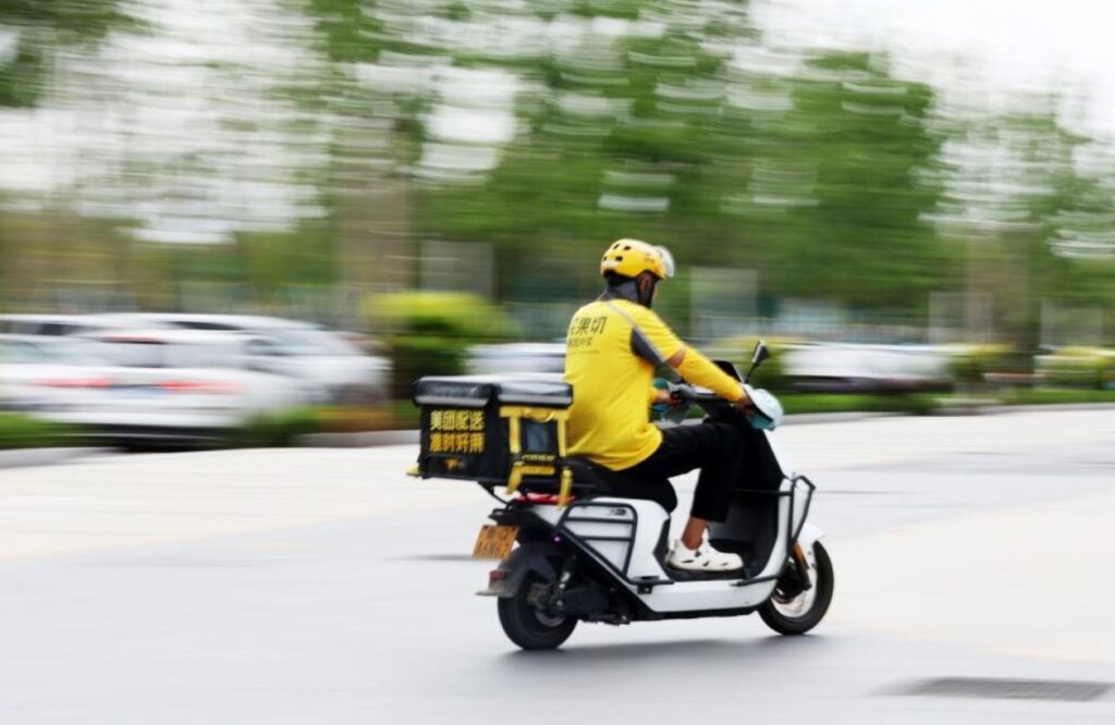 cum-a-fost-descoperita-o-retea-uriasa-de-cofetarii-fantoma-in-china:-amenzi-de-peste-500-de-milioane-de-dolari