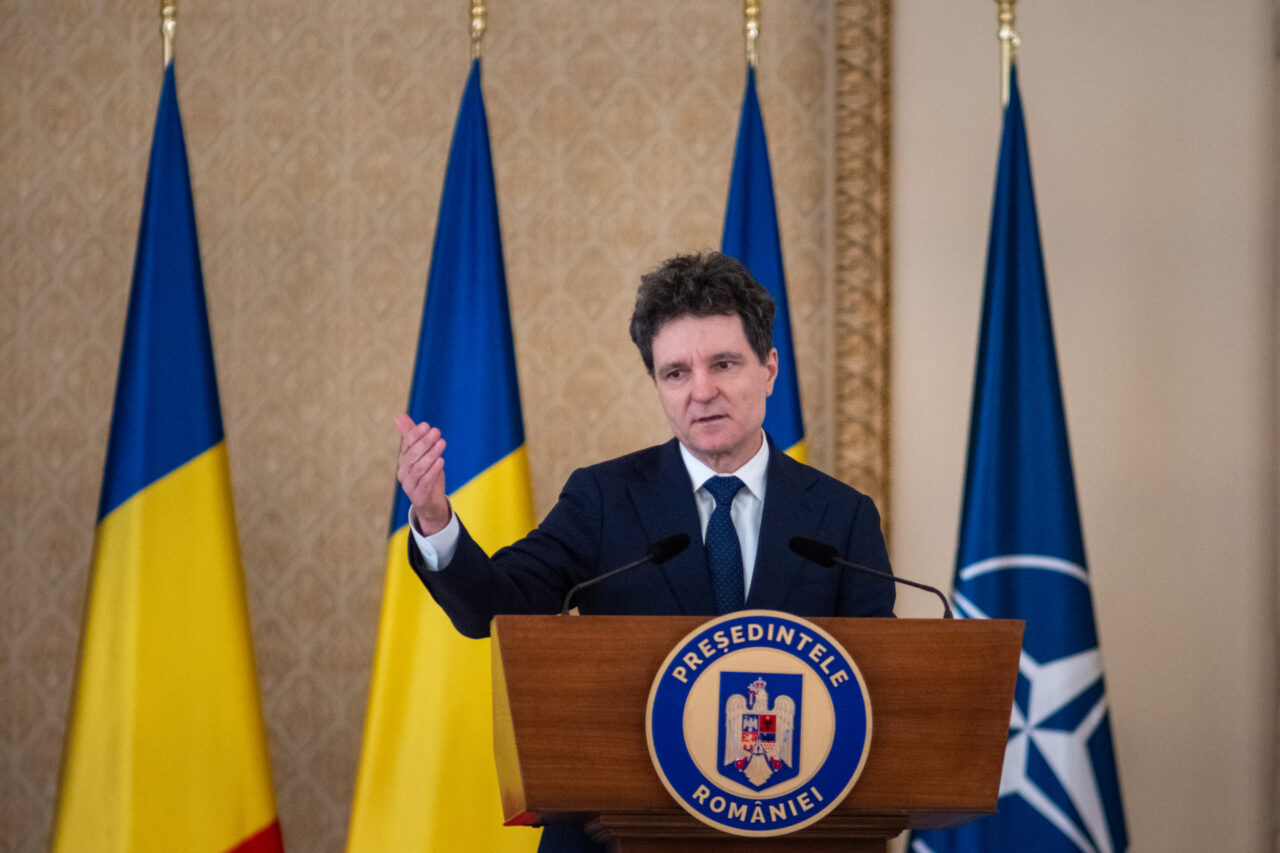 Nicuşor Dan anunță continuarea modernizării Armatei României de Ziua Forțelor Terestre