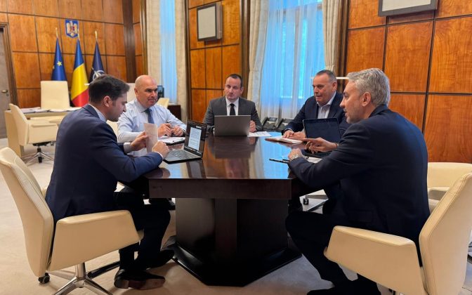 presiunea-lui-bolojan-a-dat-roade:-val-de-noi-garantii-pentru-noii-investitori-in-energie.-cum-se-va-schimba-regulamentul-de-racordare-si-de-licentiere