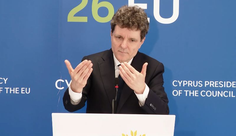 cum-i-a-raspuns-nicusor-dan-lui-george-simion-dupa-ce-liderul-aur-l-a-facut-paraplegic-pe-presedinte