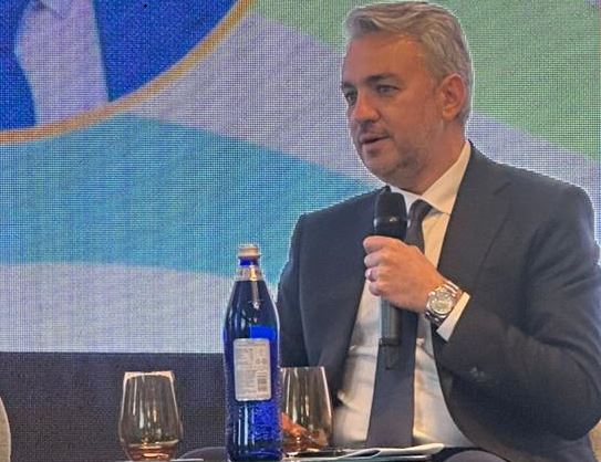 noile-proiecte-de-racordare-si-licentiere-ale-capacitatilor-energetice-au-fost-puse-in-dezbatere-publica-finala-de-anre.-ce-se-modifica