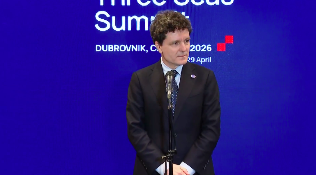 Nicușor Dan răspunde la moțiunea PSD-AUR împotriva lui Bolojan