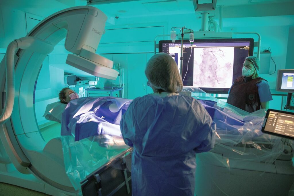 tratament-minim-invaziv-pentru-o-boala-severa,-deseori-asimptomatica-in-stadii-incipiente-(p)