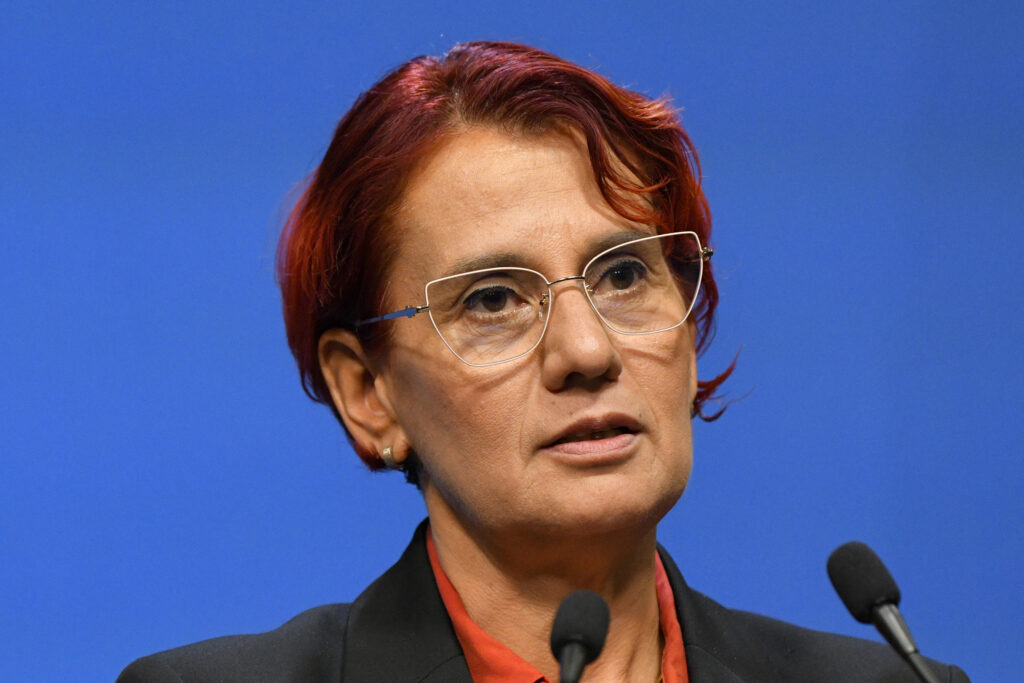 ioana-dogioiu-anunta-ajutoare-de-1-milion-de-lei-pentru-persoanele-afectate-de-incendiul-din-vrancea